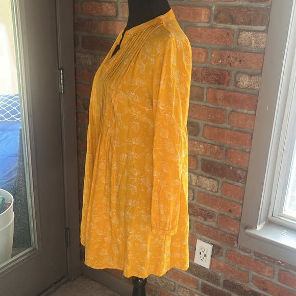 Old Navy Spring Mini Dress 4 - Picture 4 of 8